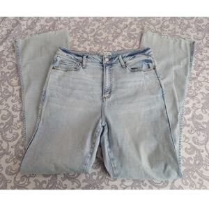 and now this light wash high rise jeans
